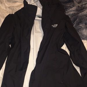 COPY - North face windbreaker